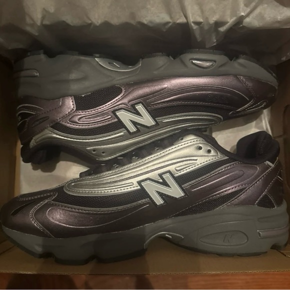 New Balance Metallic Gray and Silver Sneakers main image 6